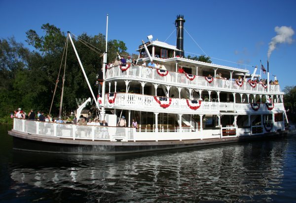 magic kingdom liberty square riverboat duration